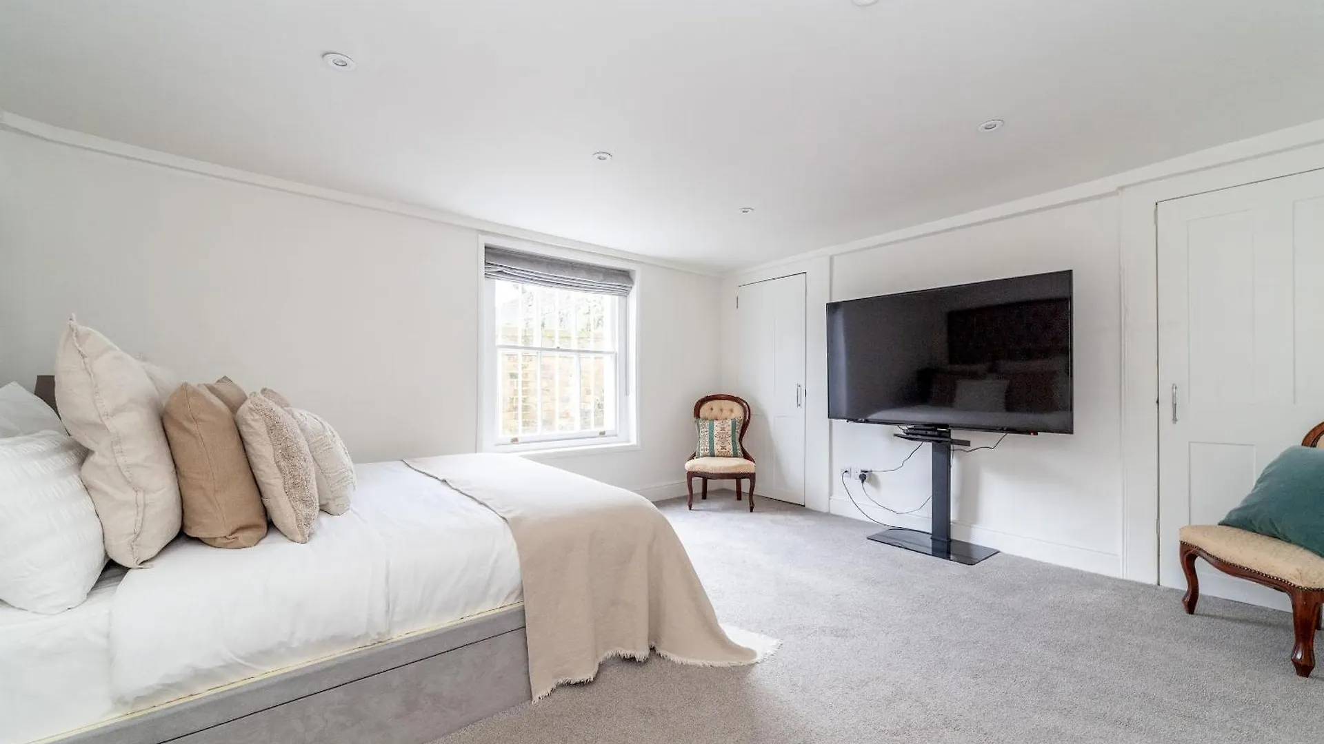 The New Cross Premier Rooms London United Kingdom