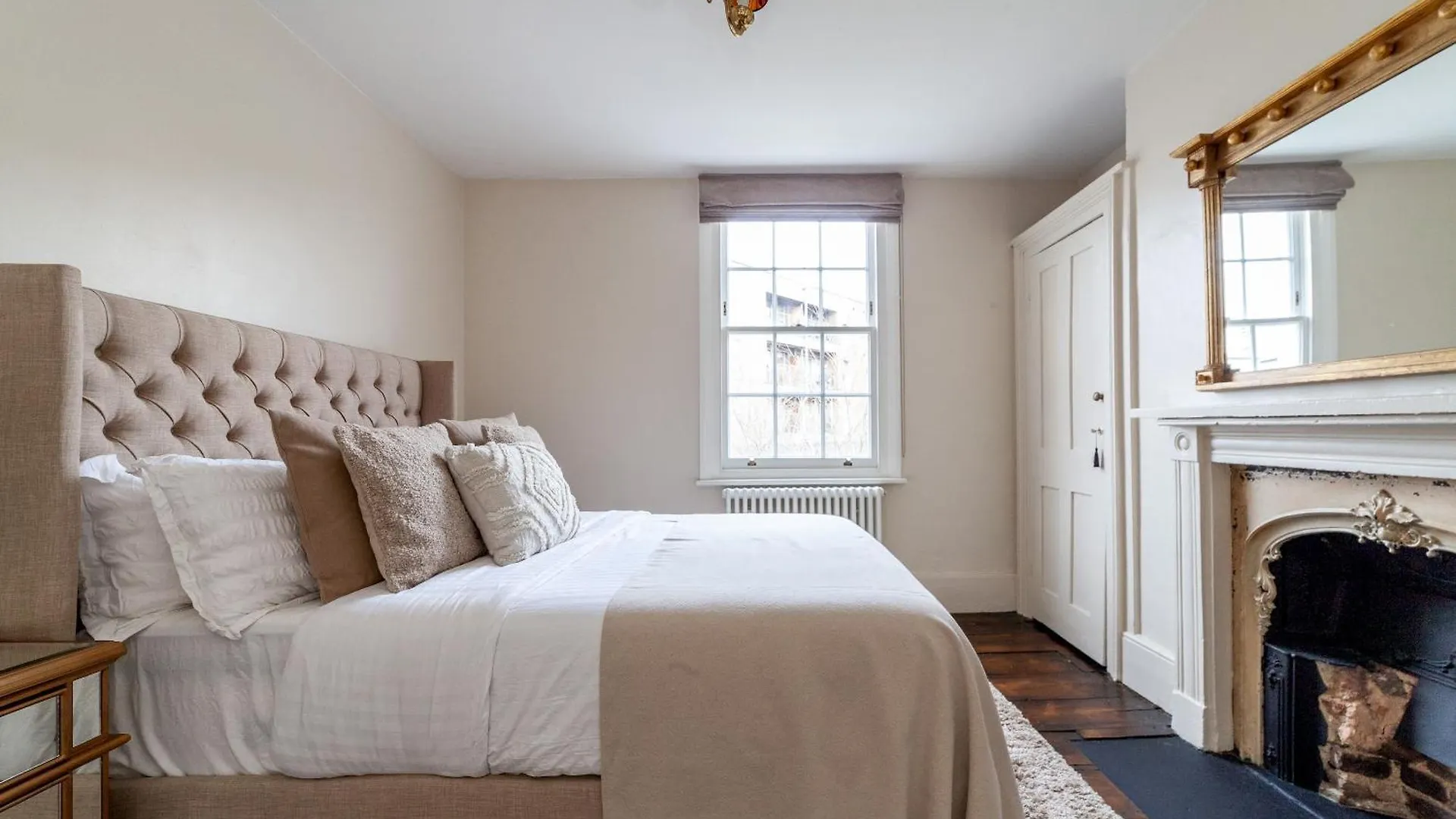 The New Cross Premier Rooms London United Kingdom
