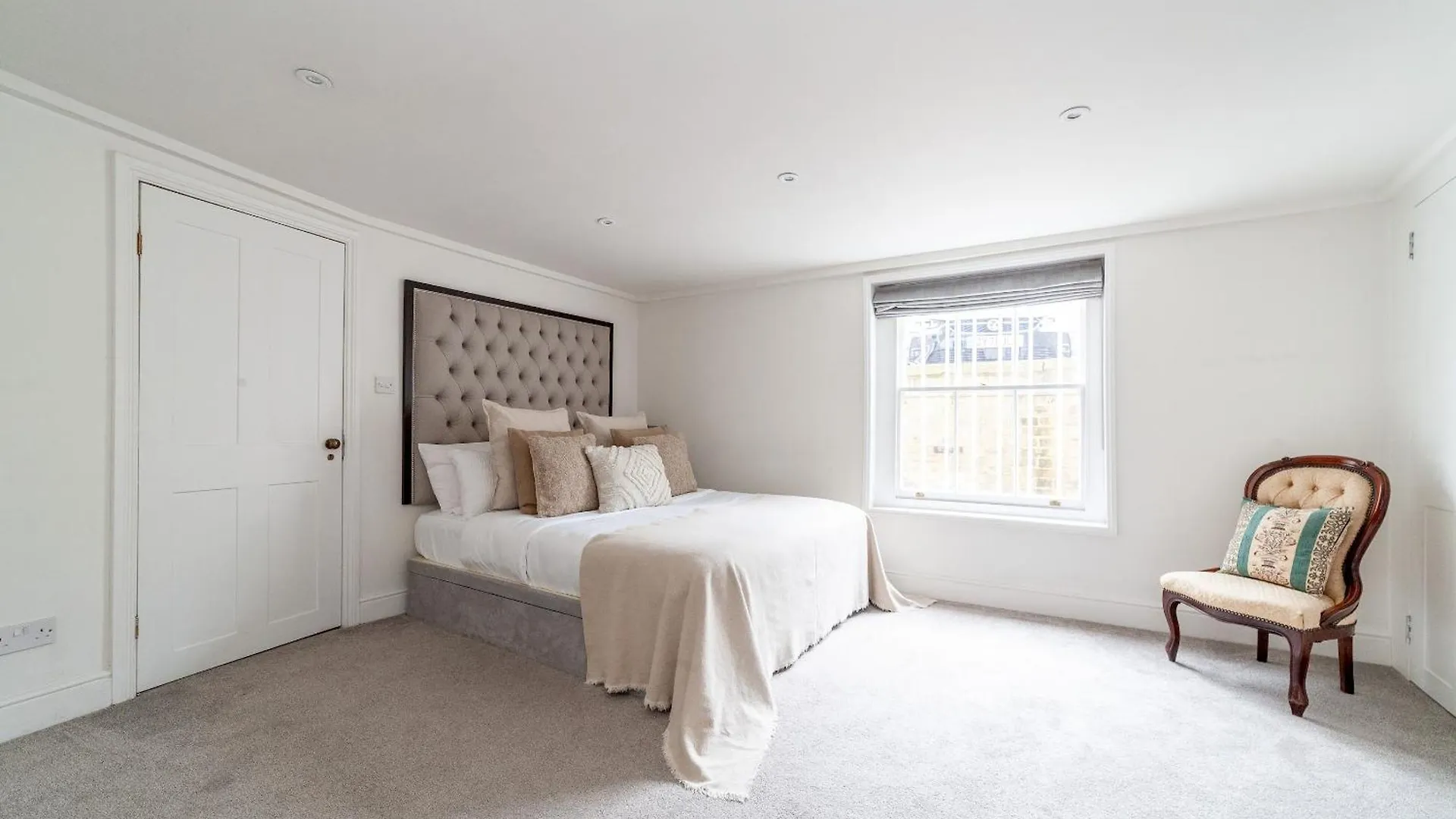 The New Cross Premier Rooms London