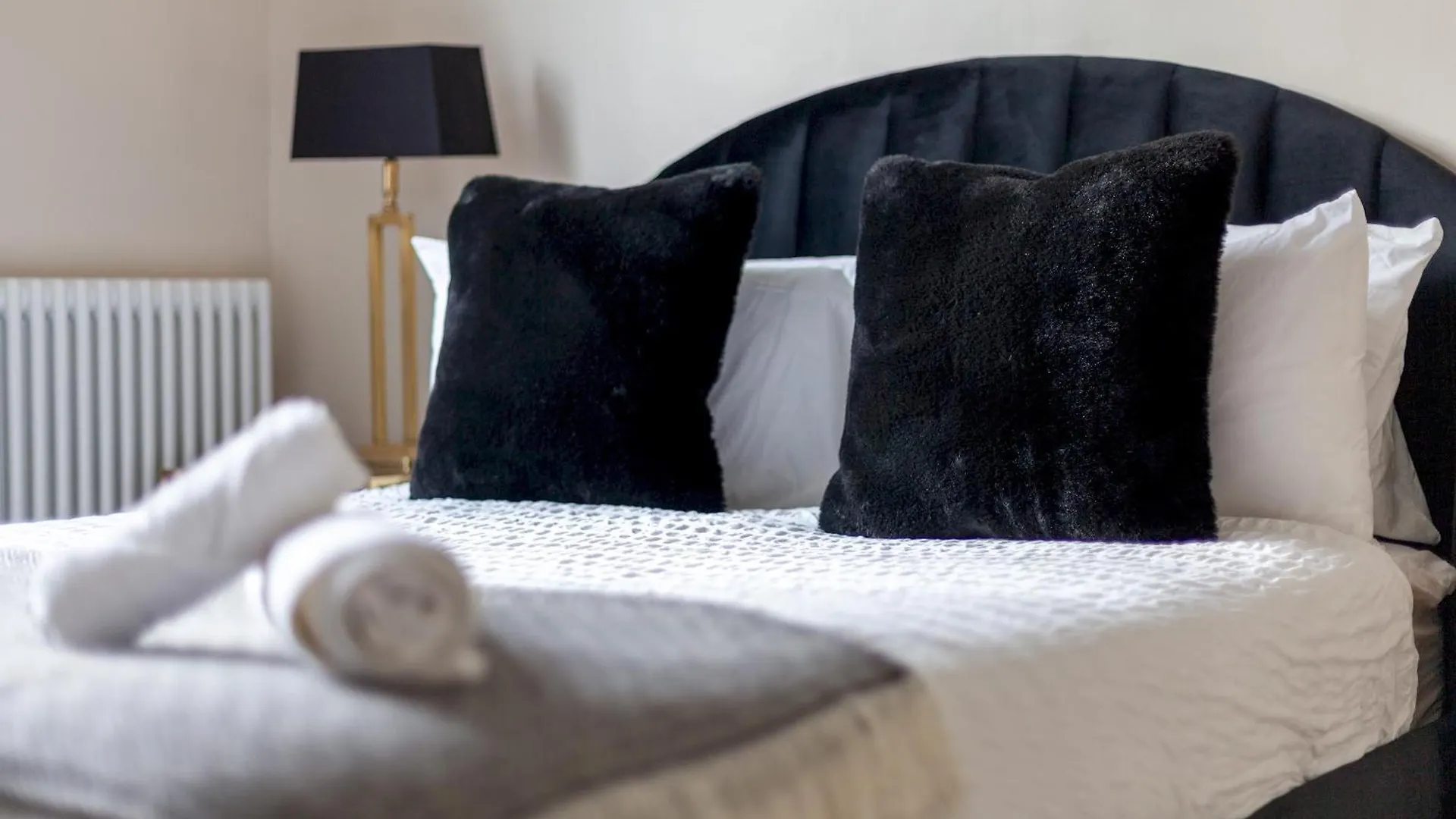The New Cross Premier Rooms London 0*,